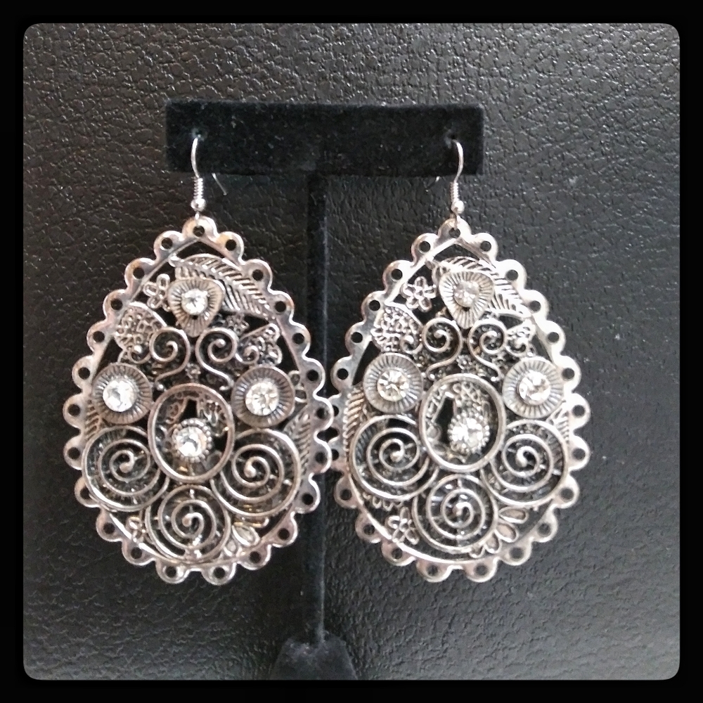 Filigree native American mixed steampunk earrings. - Picture 4 of 6